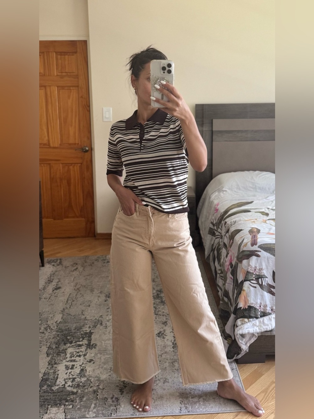 Zara Wide-Leg Jeans in Cream
